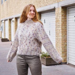 Strikkeopskrift til en raglansweater til voksne